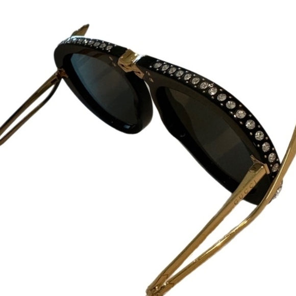 Gucci Black & Gold Oversized Aviator Sunglasses - Picture 4 of 6